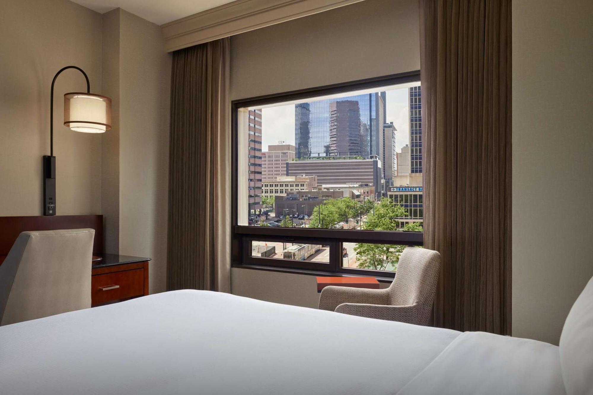 ฮิลตัน เดนเวอร์ ซิตี้เซ็นเตอร์ Hotel ภายนอก รูปภาพ